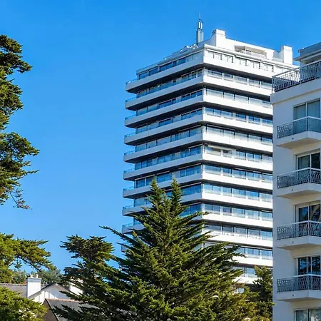 Daire With Balcony And Parking In
